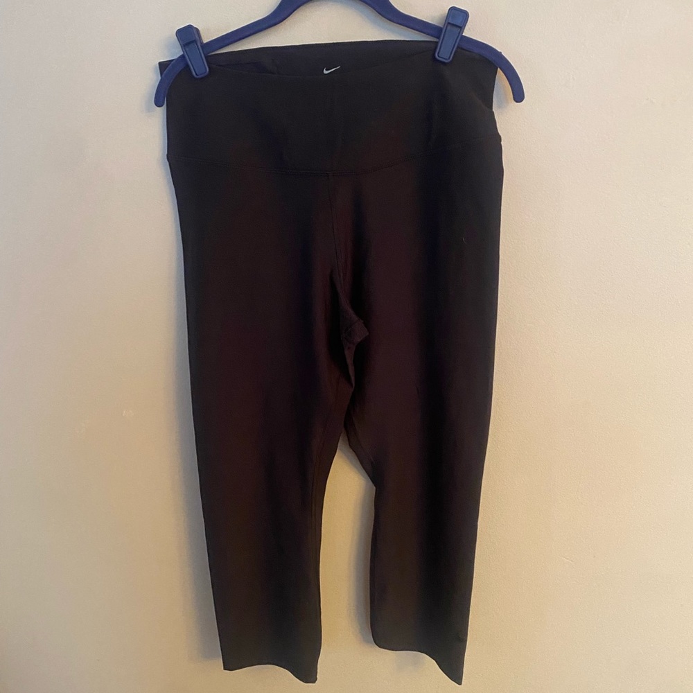 Nike cropped running leggings